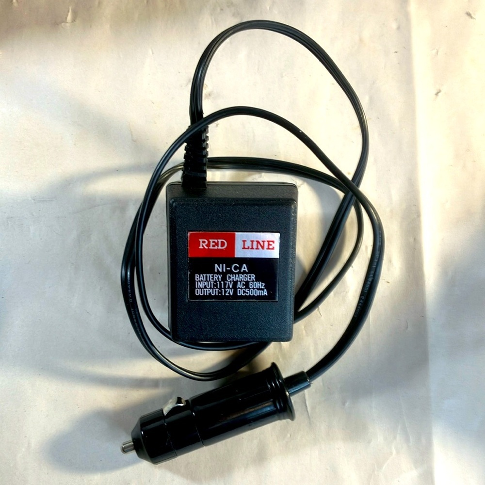 Red Line NI-CA 12 Volt Charger